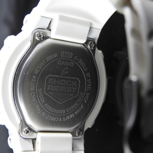 Casio G-Shock Standard G-Spike G-300LV White Watch - Picture 7 of 8
